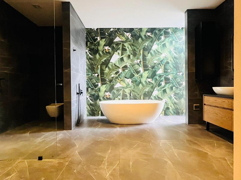 4 Bedroom Property for Sale in Constantia Western Cape